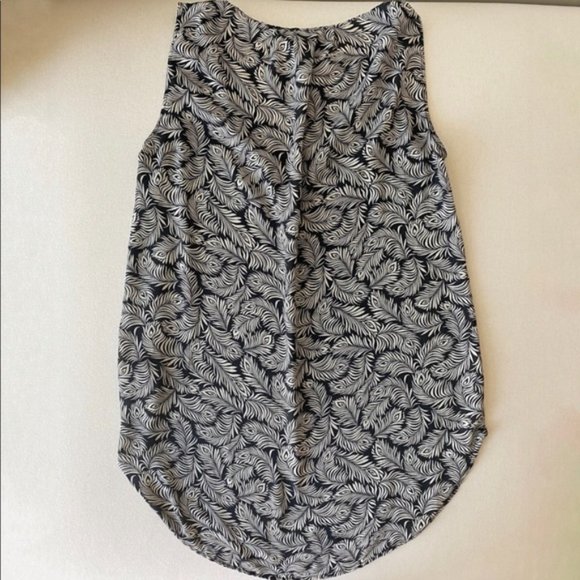 H&M Black/White Patterned Sleeveless Blouse - Picture 3 of 5